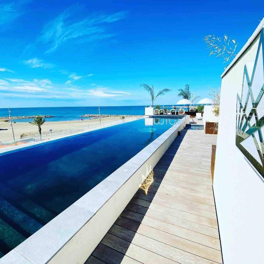 Le Majestic Residence Le Mind Vue Mer Exceptionnelle Grande Terrasse Privee Piscine Partagee Sur Le Toit Hyper Centre La Grande Motte Dış mekan fotoğraf